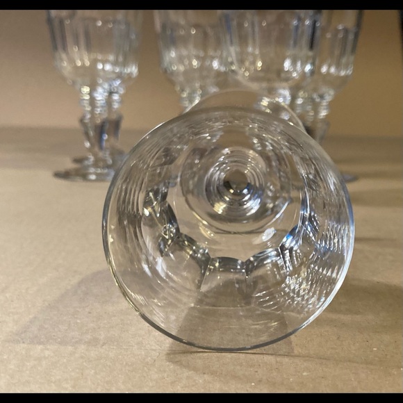 Antique small crystal white wine glasses set 8 good used condition - Picture 2 of 11